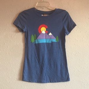 NWT Colorado Mountain Shirt